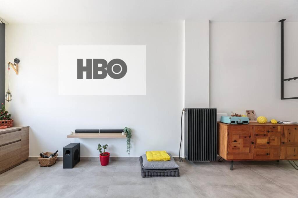 Home Cinema At The Center Of Thessaloniki Exterior photo